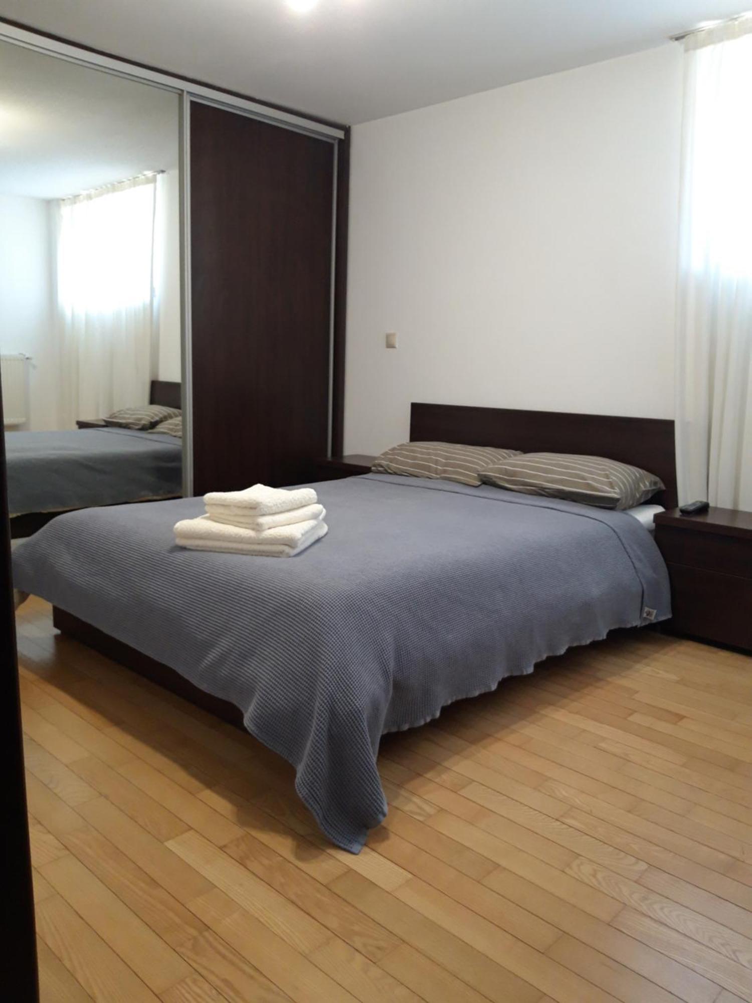 Papas Apartments Bucurestii Noi Oda fotoğraf